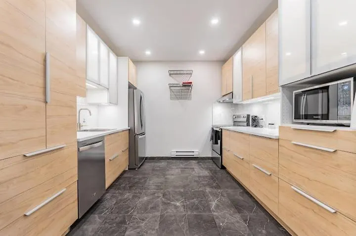 Apartment Huge 3 Bedroom Condo With A Large Patio Montreal Canada