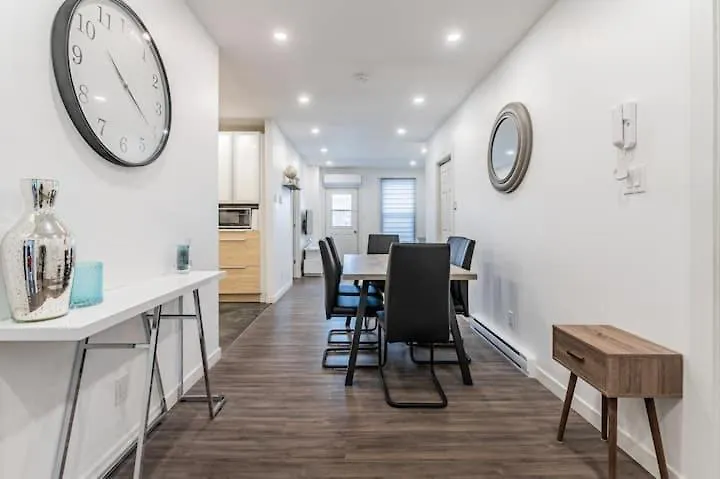 Huge 3 Bedroom Condo With A Large Patio Montreal
